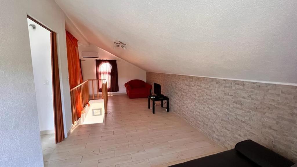 Talija Apartments Krimovica Будва Екстер'єр фото